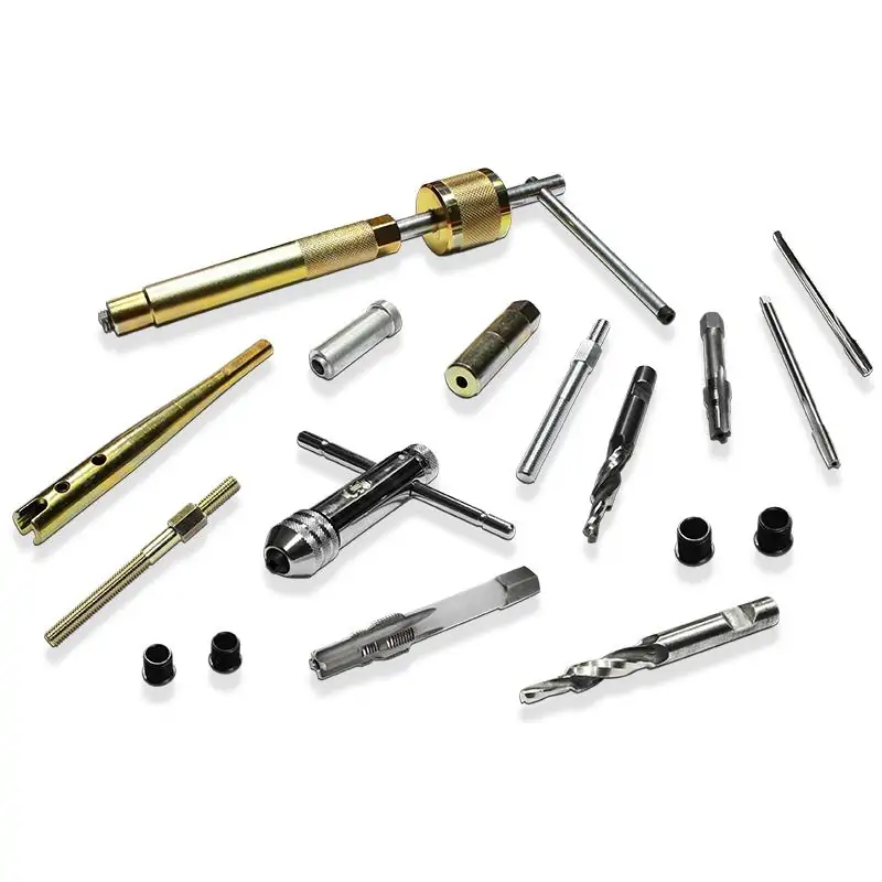 Przyrząd do rozwiercania urwanej świecy żarowej M9 i M10 mm bez demontażu głowicy