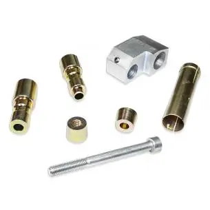 Przyrząd nastawczy wraz z pilotami sterującymi urwanej śruby mocowania wtryskiwacza - Kia Ceed 1,6 CRDi