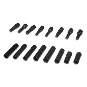 Zestaw nietypowych kluczy do kół