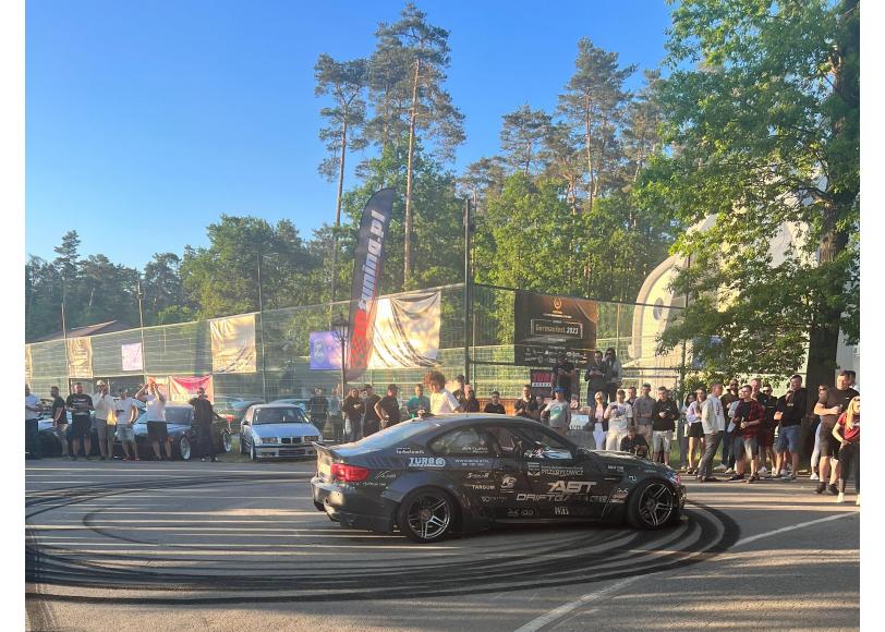 Drifting: Nie tylko sport, ale też sztuka