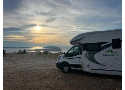 Pasja podróżowania w „domku na kółkach”