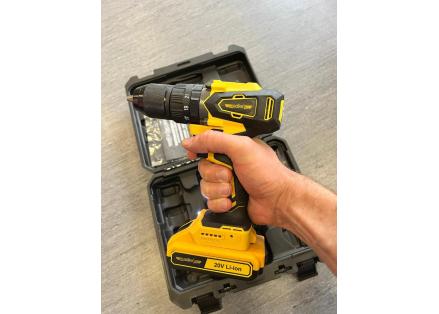 Wiertarko-wkrętarka udarowa: Recenzja i analiza wybranego modelu 