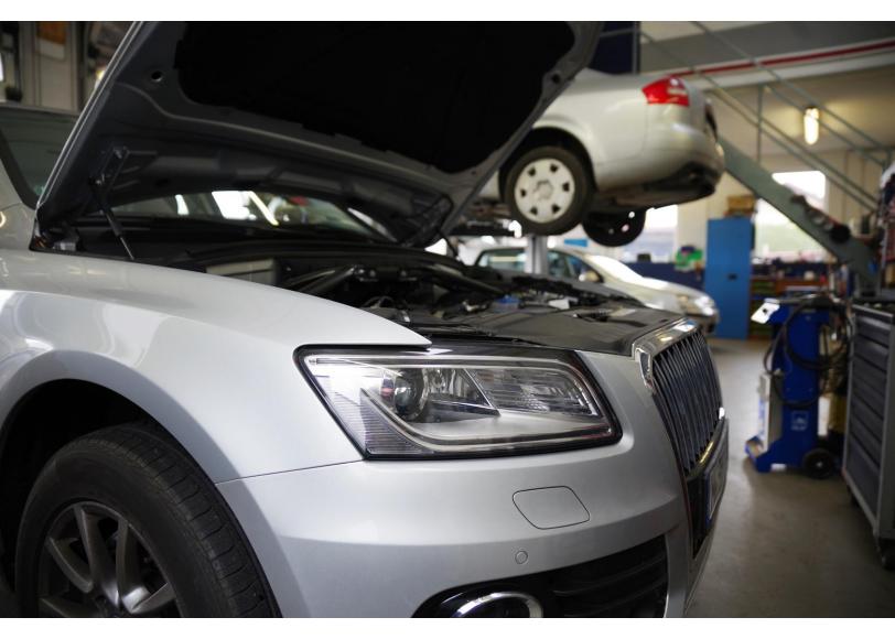 Zastosowanie Prasy Hydraulicznej W Warsztacie Samochodowym